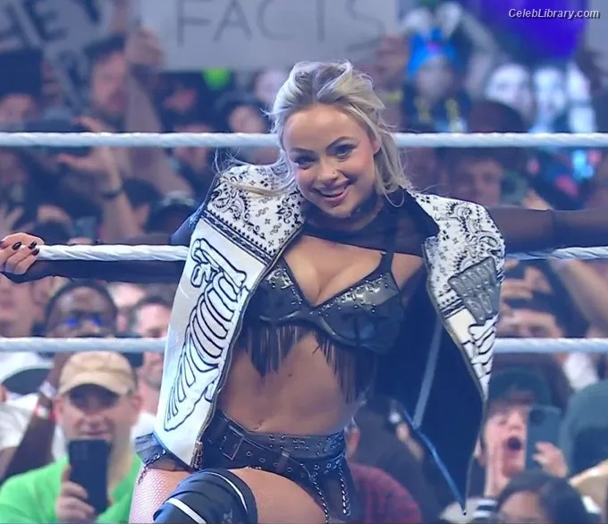 Liv Morgan photo 7 of 1800