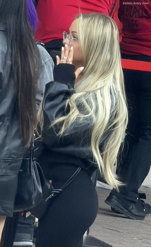 Liv Morgan photo 8 of 1800