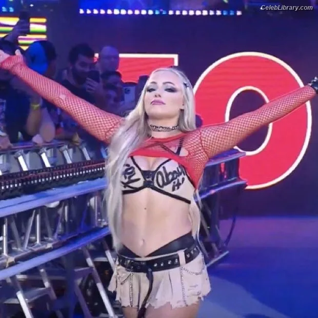 Liv Morgan photo 11 of 1800