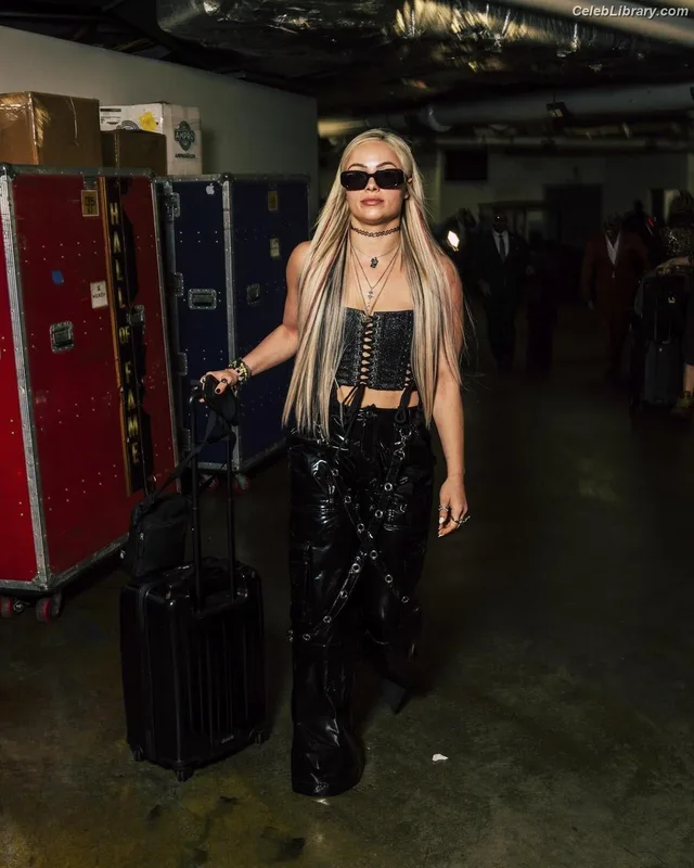Liv Morgan photo 13 of 1800