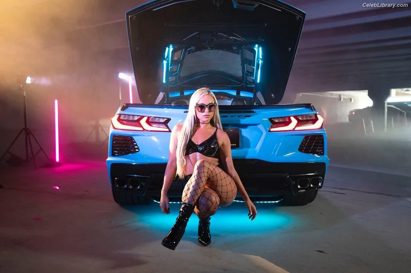 Liv Morgan photo 4 of 1800