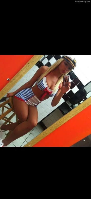 Liv Morgan photo 19 of 1800