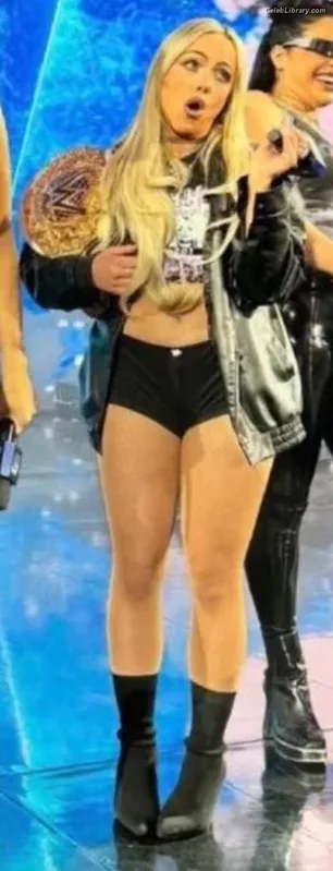 Liv Morgan photo 16 of 1800