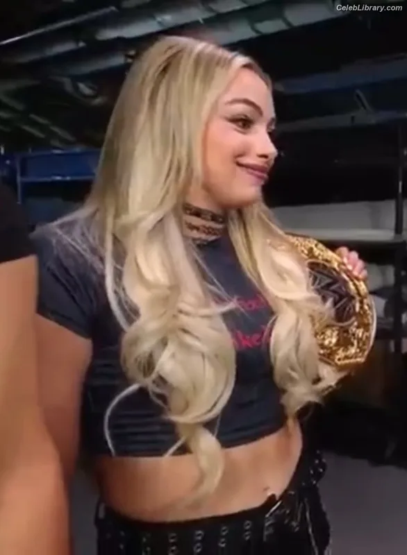 Liv Morgan photo 19 of 1800