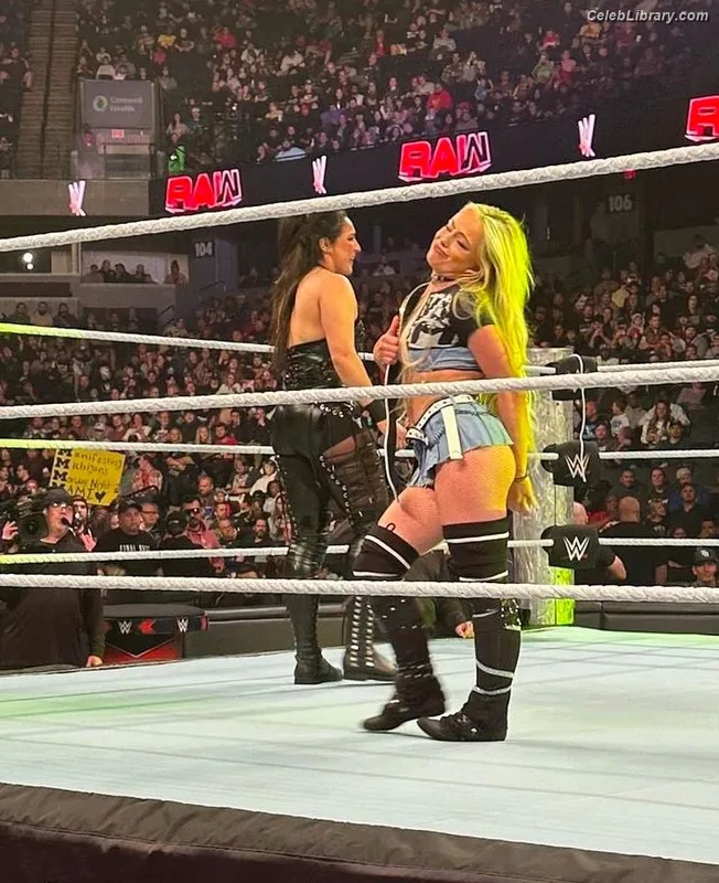 Liv Morgan photo 7 of 1800