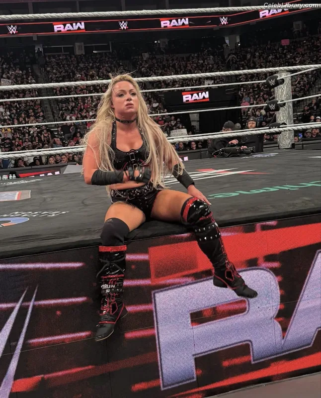 Liv Morgan photo 20 of 1800