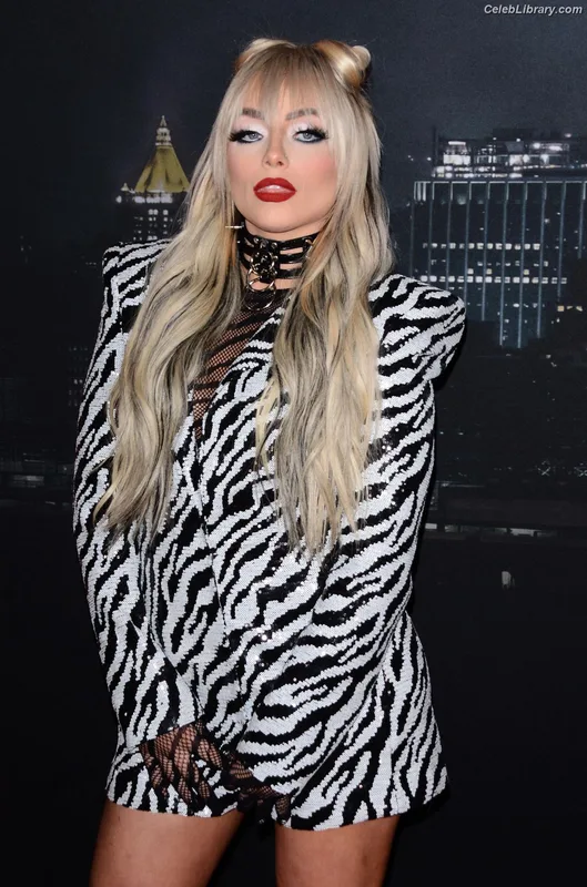 Liv Morgan photo 5 of 1800