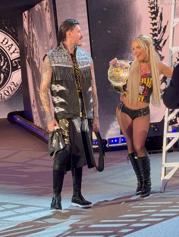 Liv Morgan photo 15 of 1800