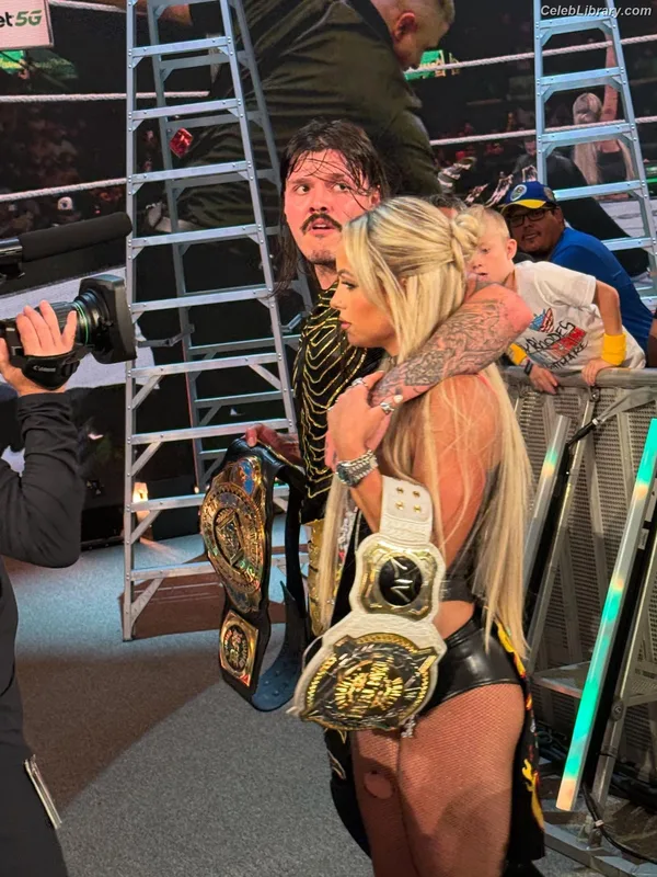 Liv Morgan photo 17 of 1800