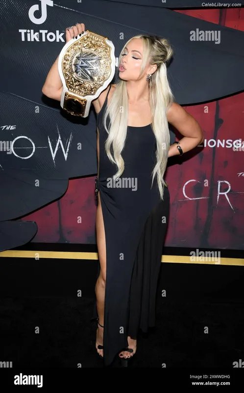 Liv Morgan photo 23 of 1800