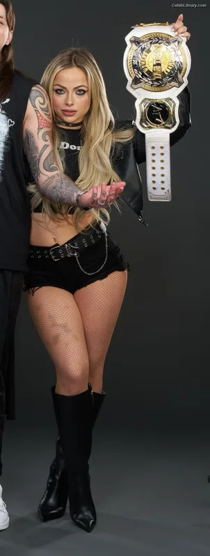 Liv Morgan photo 19 of 1800