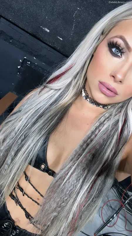 Liv Morgan photo 11 of 1800