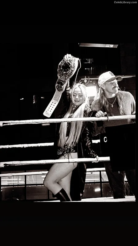 Liv Morgan photo 10 of 1800