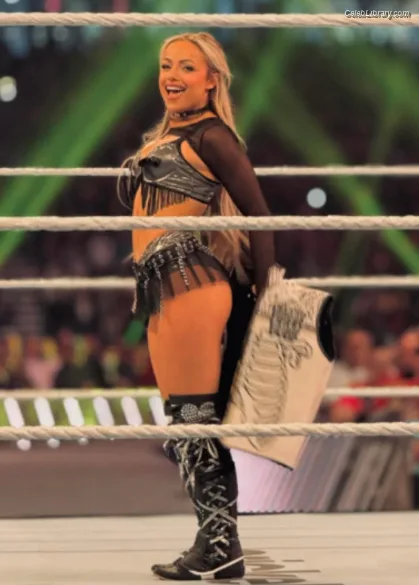 Liv Morgan photo 8 of 1800