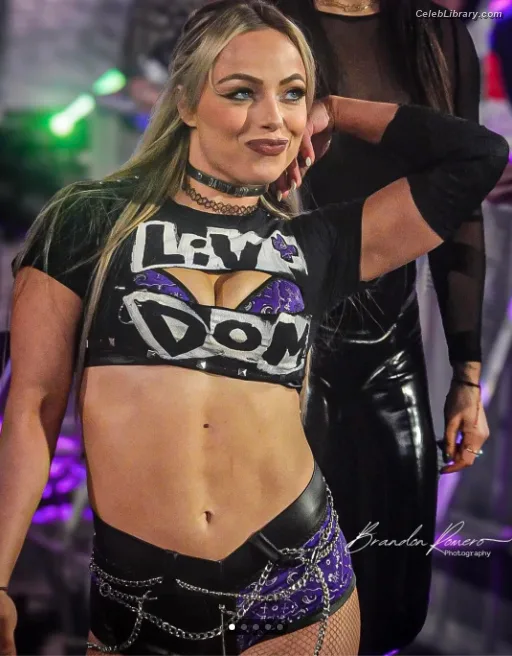 Liv Morgan photo 9 of 1800