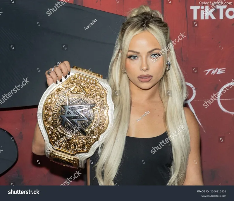 Liv Morgan photo 7 of 1800