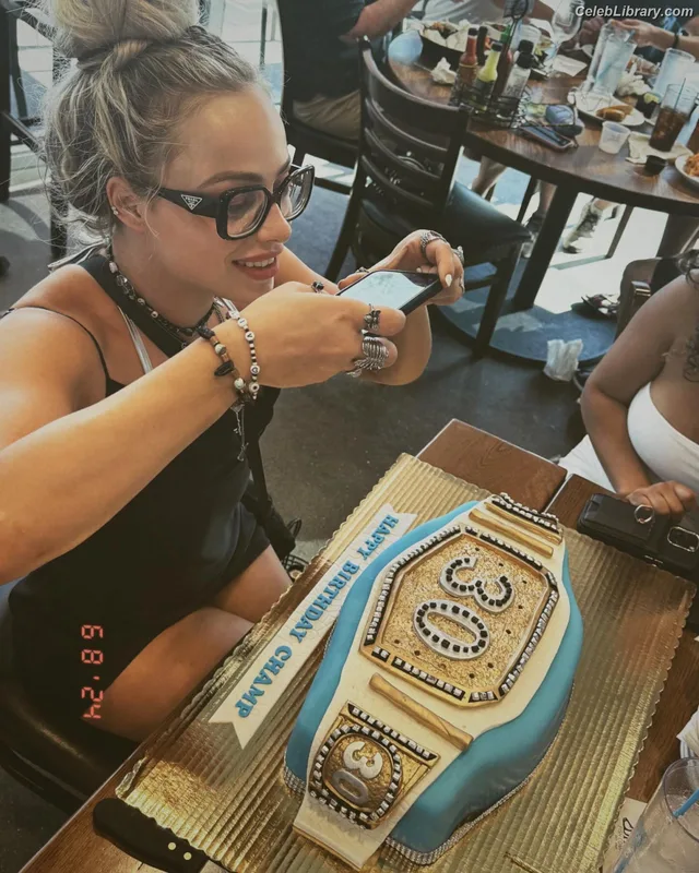 Liv Morgan photo 23 of 1800