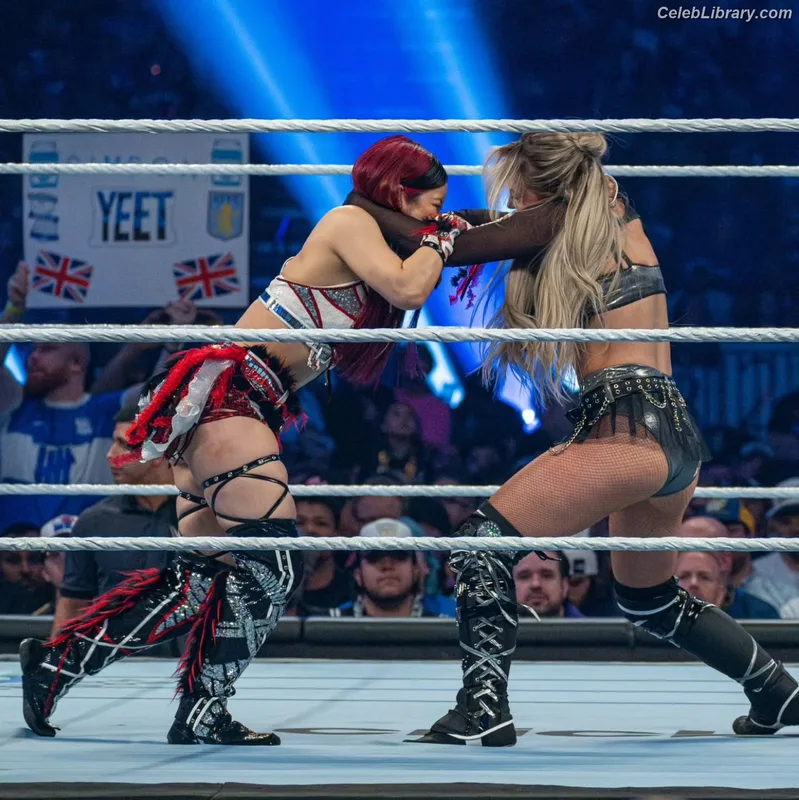 Liv Morgan photo 9 of 1800