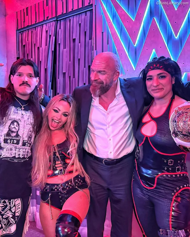 Liv Morgan photo 11 of 1800
