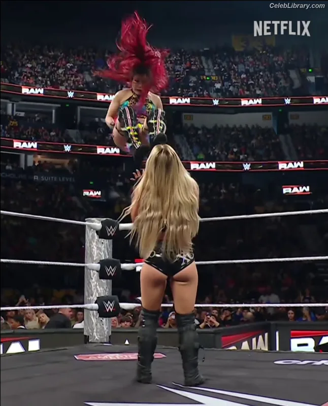 Liv Morgan photo 13 of 1800