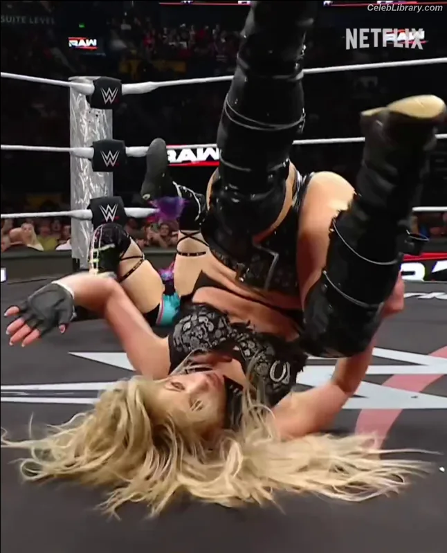 Liv Morgan photo 14 of 1800