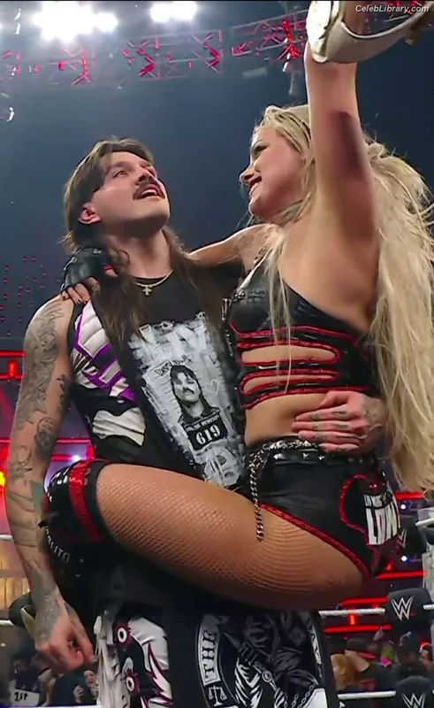 Liv Morgan photo 23 of 1800