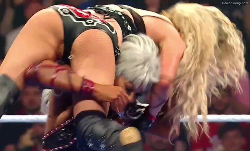 Liv Morgan photo 2 of 1800