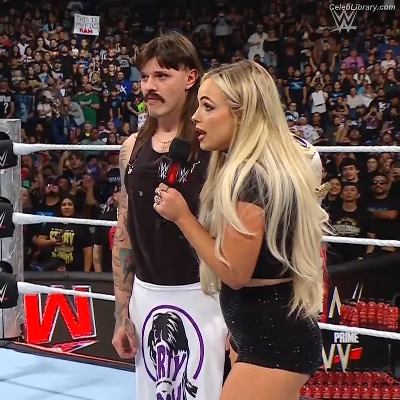 Liv Morgan photo 13 of 1800