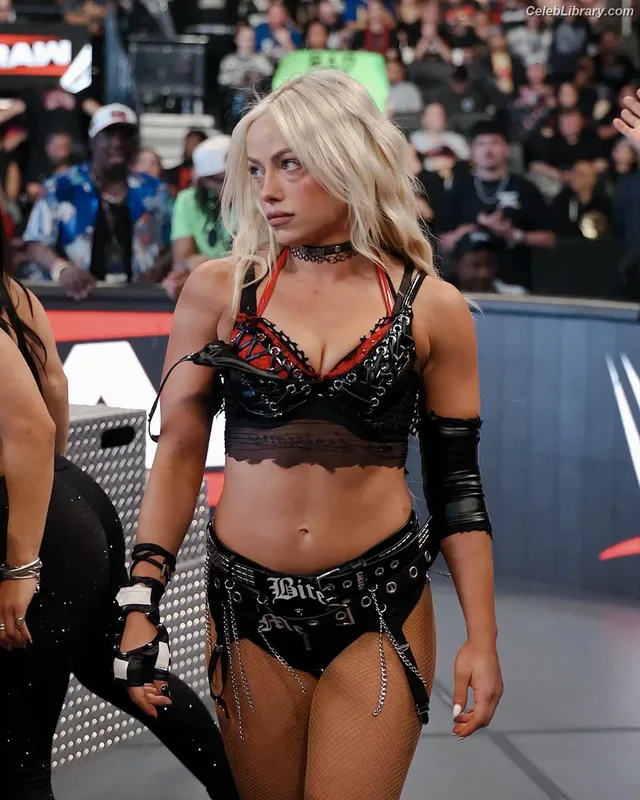 Liv Morgan photo 24 of 1800