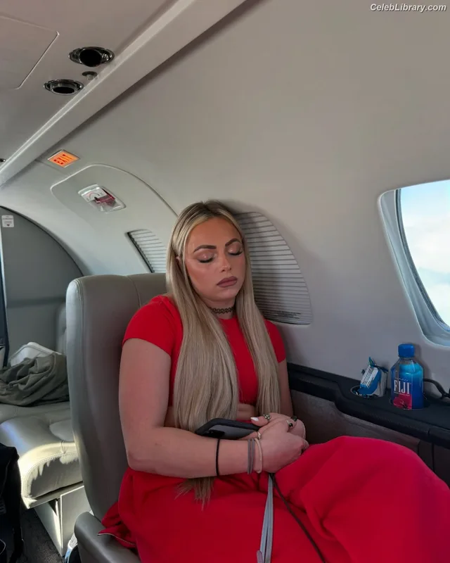 Liv Morgan photo 4 of 1800