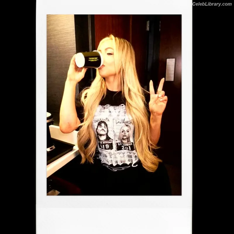 Liv Morgan photo 12 of 1800