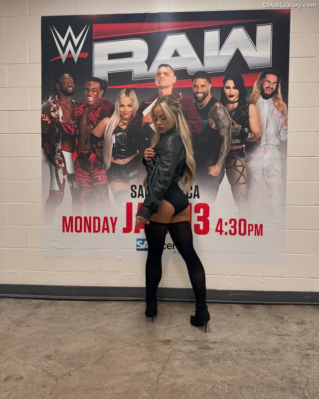 Liv Morgan photo 17 of 1800
