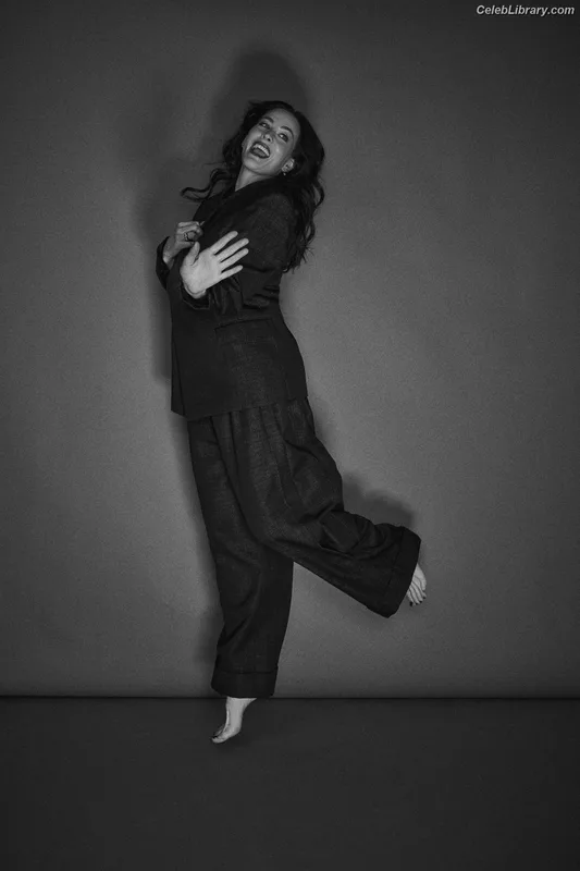 Liv Tyler photo 13 of 73