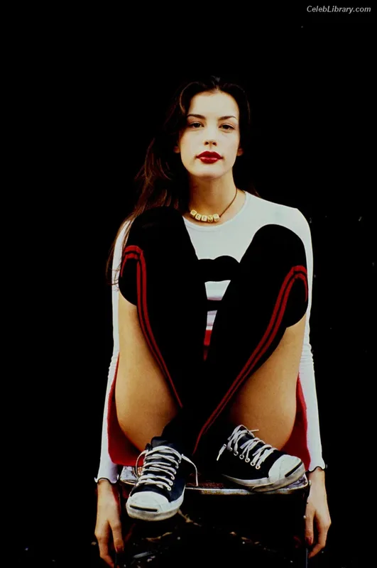 Liv Tyler photo 5 of 73