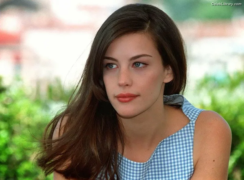 Liv Tyler photo 14 of 73