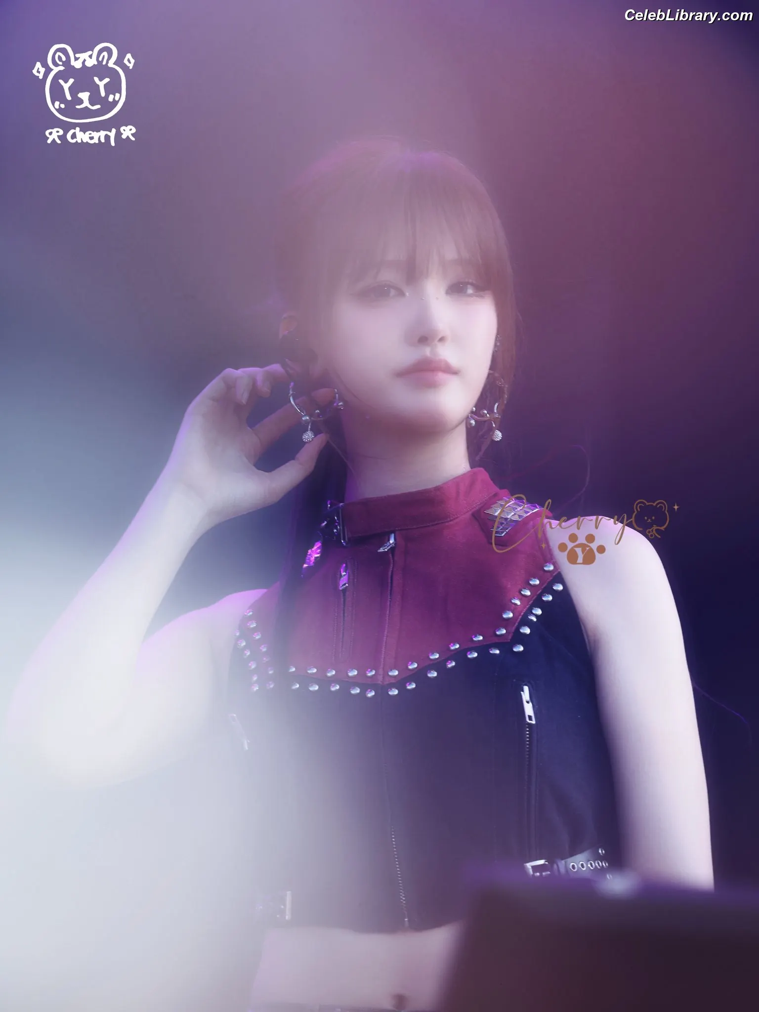 liz-kim-ji-won-김지원-ive photo 9 of 248
