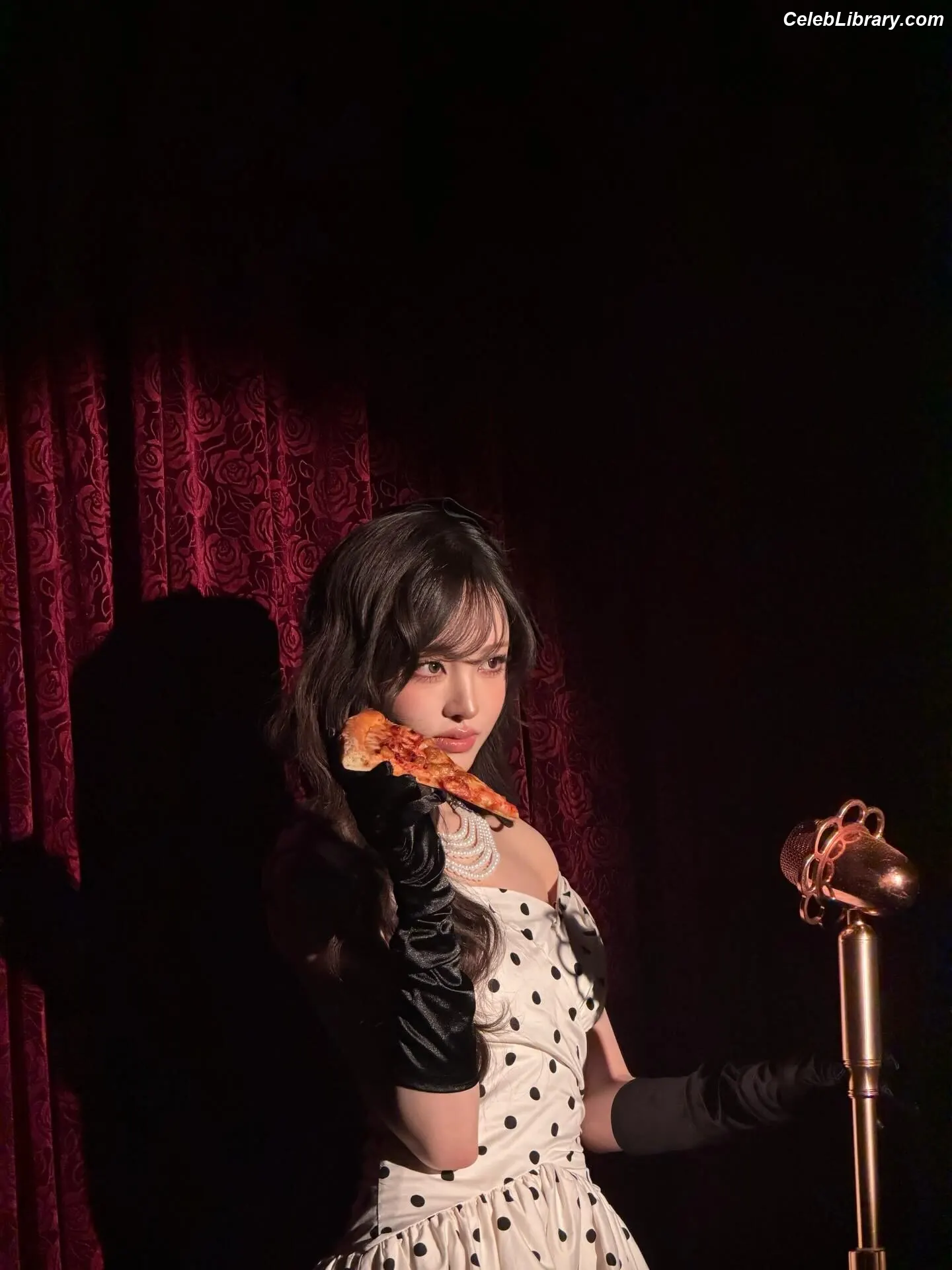 liz-kim-ji-won-김지원-ive photo 21 of 248