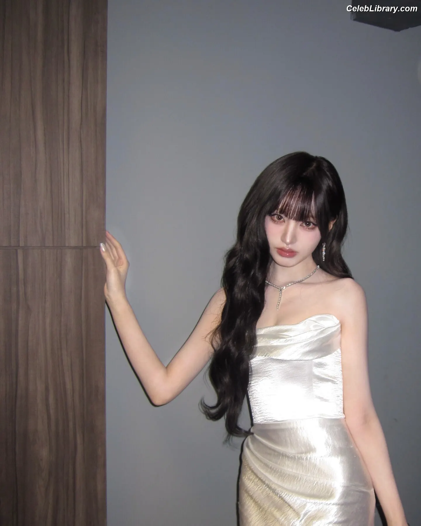 liz-kim-ji-won-김지원-ive photo 21 of 248