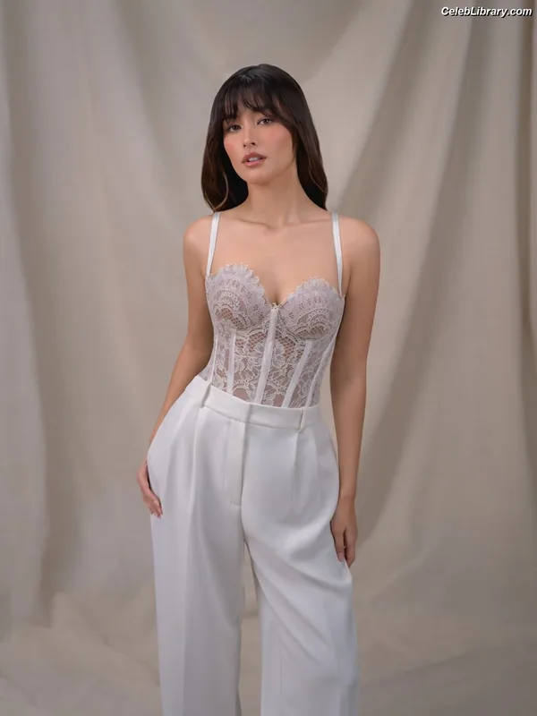 Liza Soberano photo 6 of 51