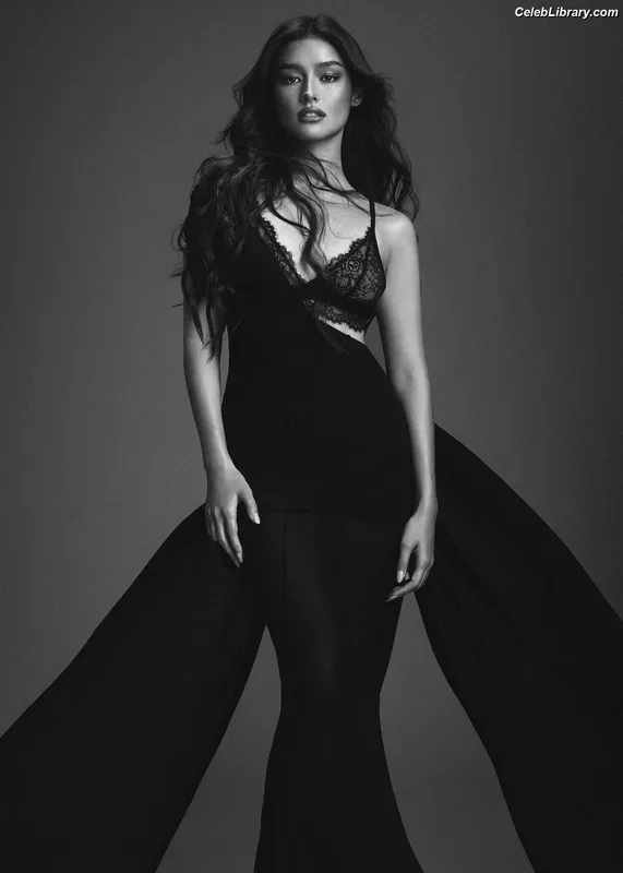 Liza Soberano photo 12 of 51