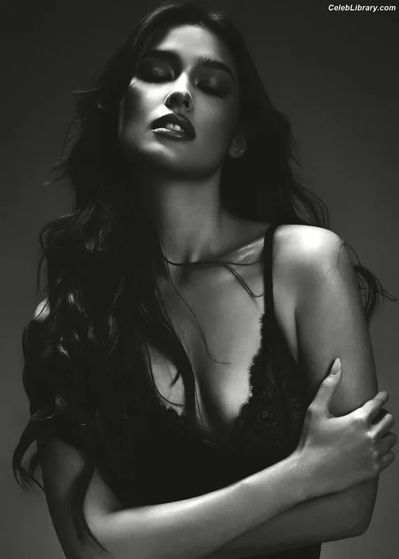 Liza Soberano photo 20 of 51