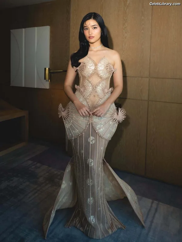Liza Soberano photo 19 of 51