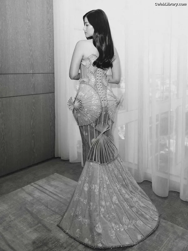 Liza Soberano photo 15 of 51