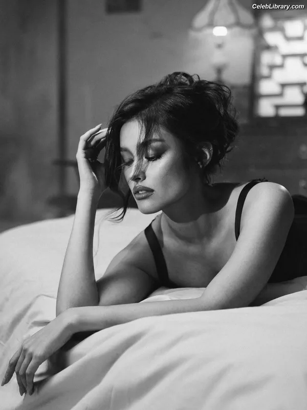 Liza Soberano photo 7 of 51