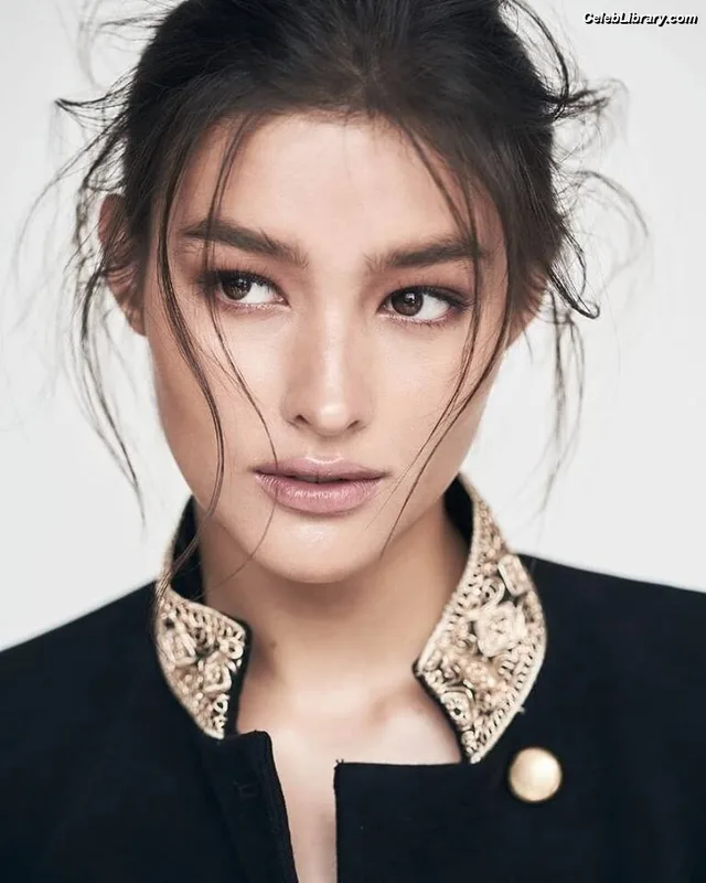 Liza Soberano photo 22 of 51
