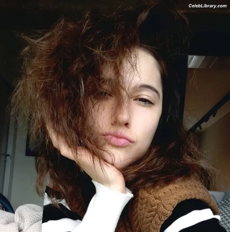 Lodovica Comello photo 18 of 112