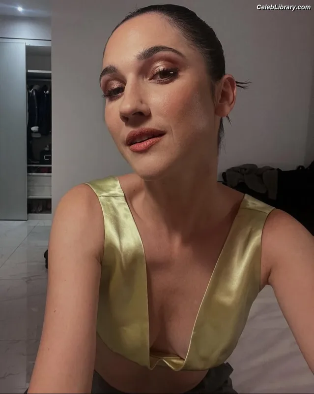 Lodovica Comello photo 11 of 112