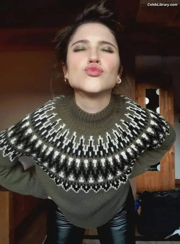 Lodovica Comello photo 3 of 112