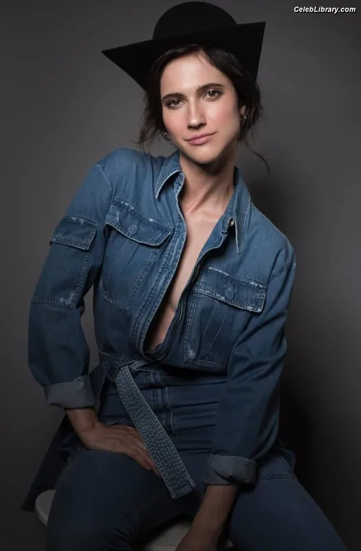 Lodovica Comello photo 8 of 112