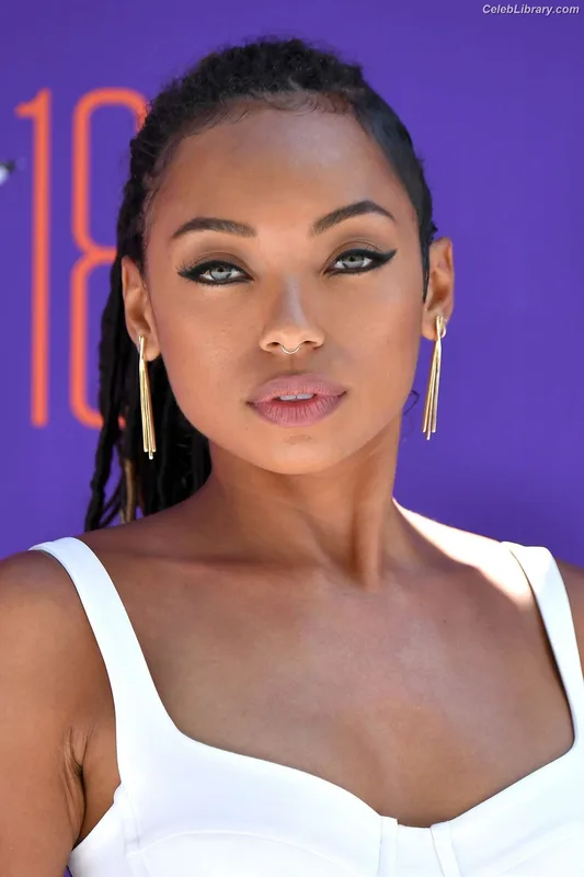 Logan Browning photo 23 of 80